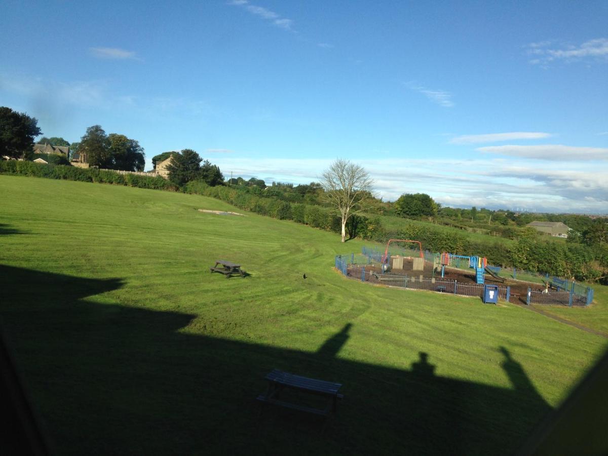 Park View Cottage Liversedge Экстерьер фото